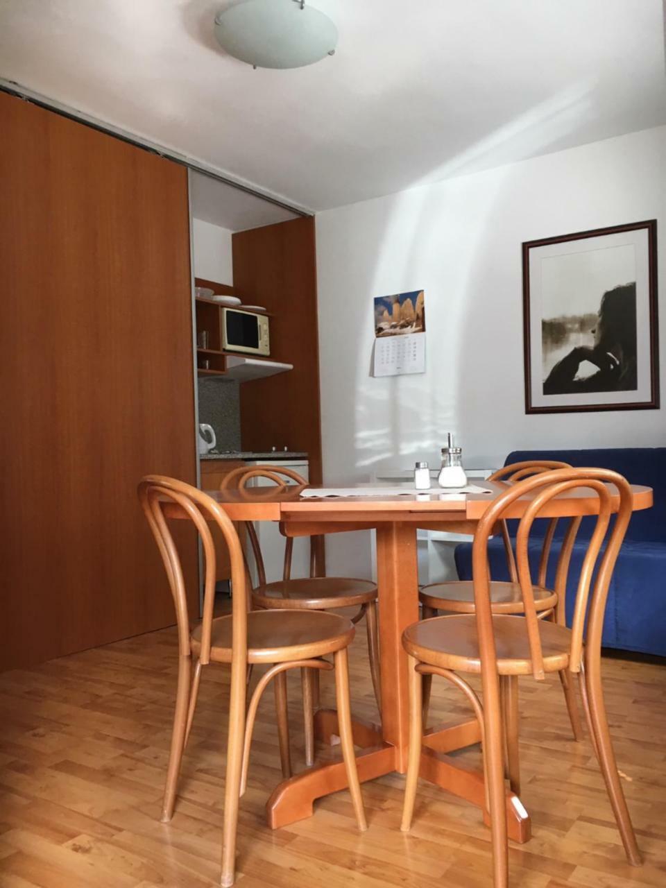 Apartmany Solum 데마노브스카돌리나 외부 사진